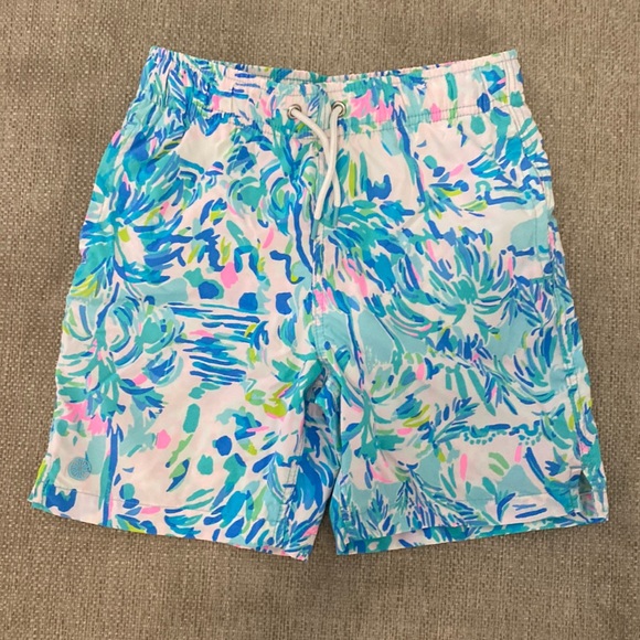 Lilly Pulitzer Swim Lilly Pulitzer Boys Swim Trunks Medium 67 Poshmark